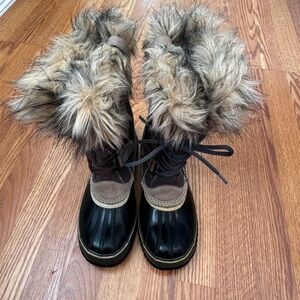 Sorel Black and Tan Faux Fur Winter Boots